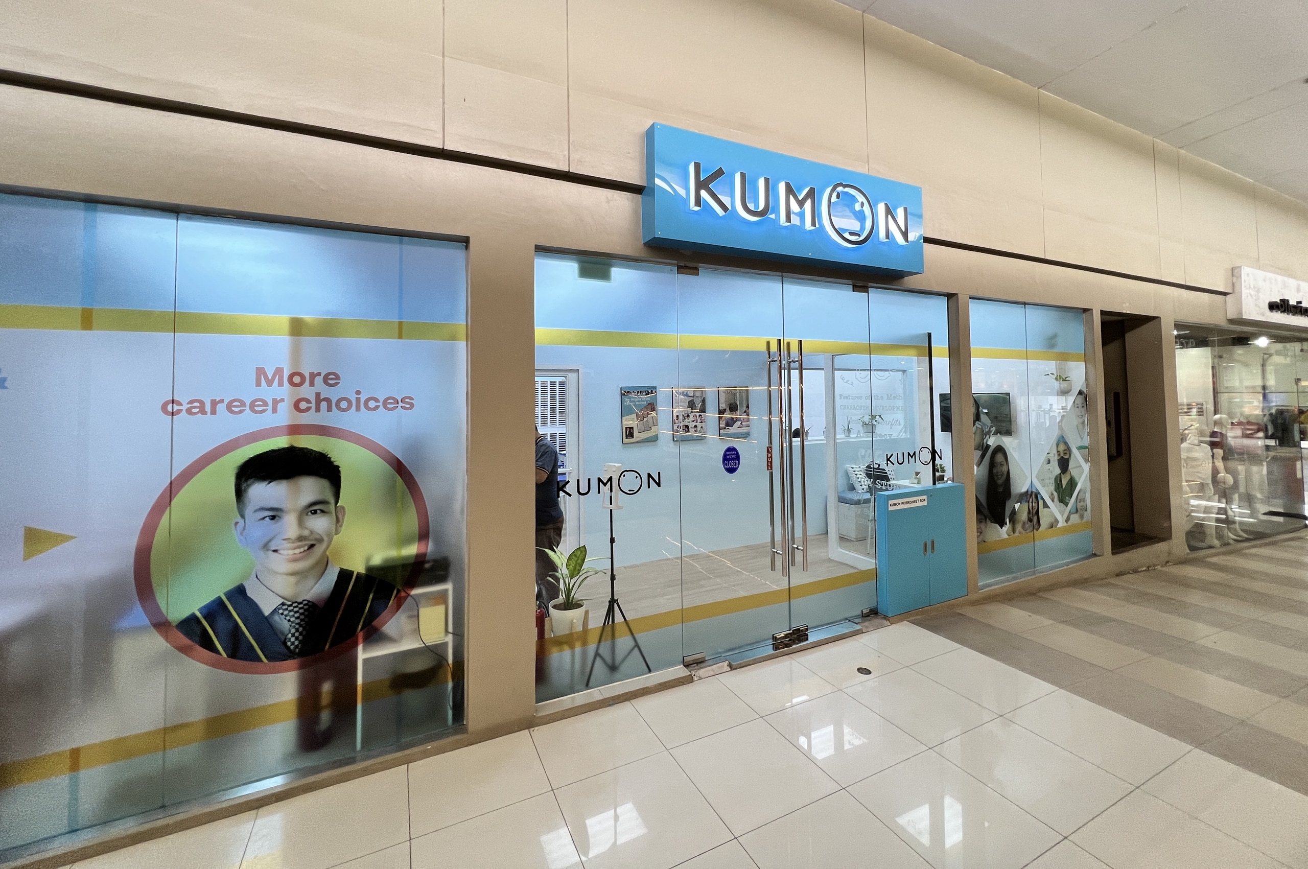 Kumon Solenad Store Interior Design