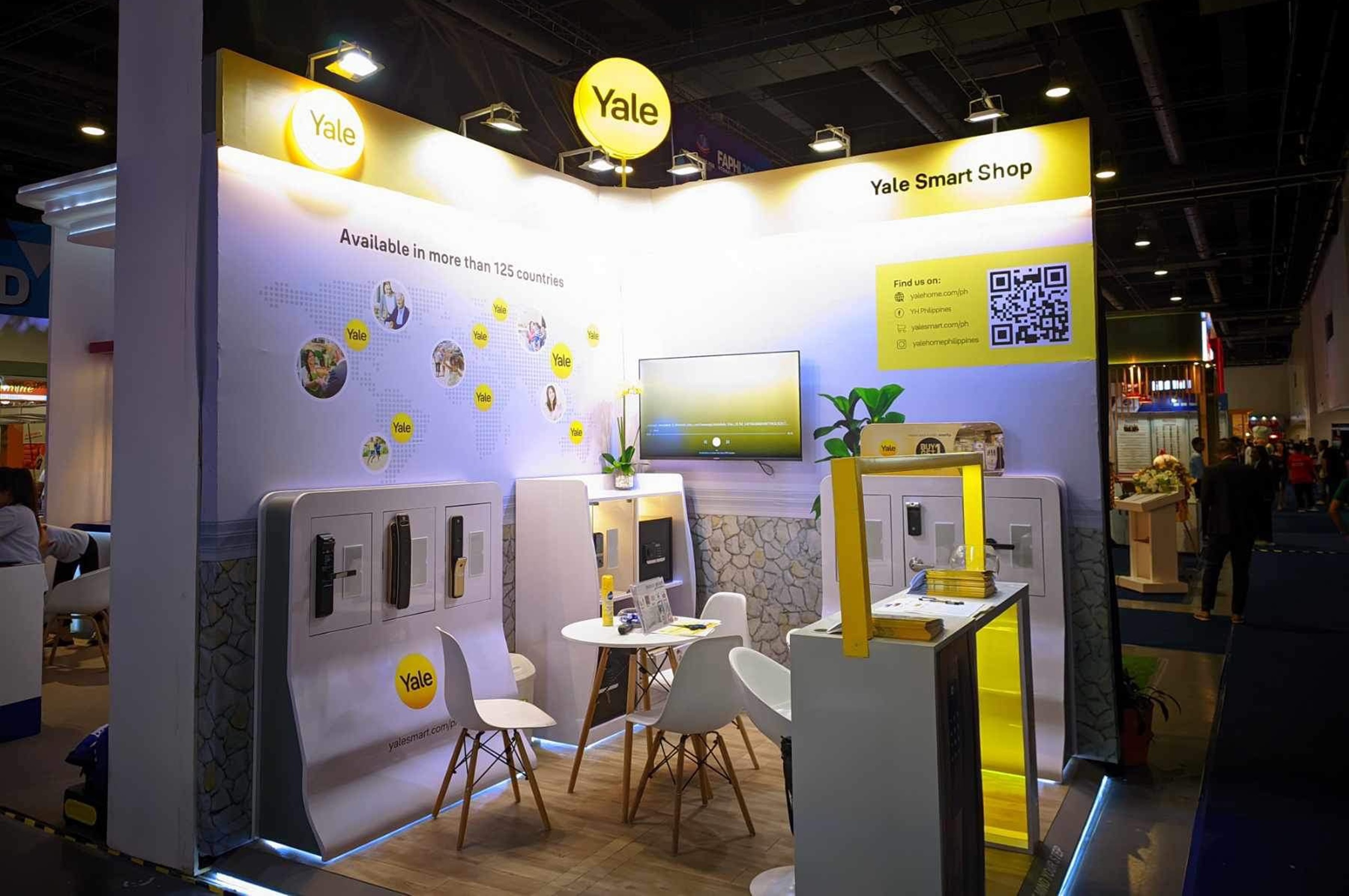 Yale Smart Shop Booth - Franchise Asia